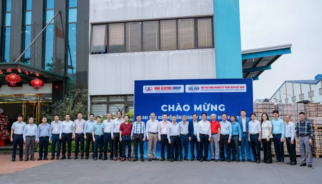 Vina Electric chào đón hiệp hội Công nghiệp kỹ thuật điện Việt Nam đến thăm và làm việc